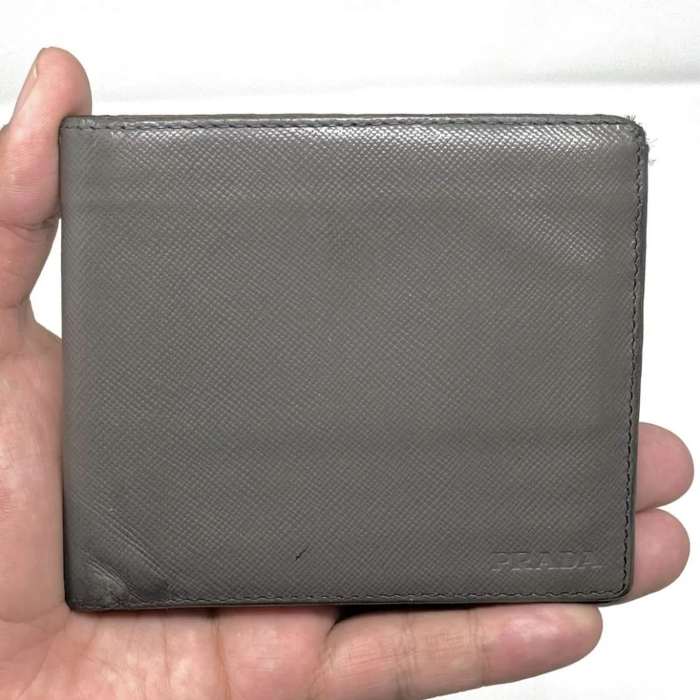 ▪️☑️ PRADA BIFOLD WALLET ☑️▪️